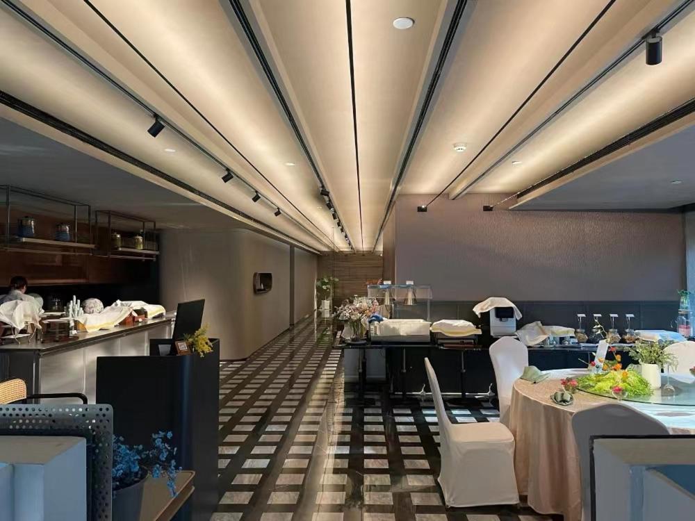 The Clouds Apartment Шънджън Екстериор снимка